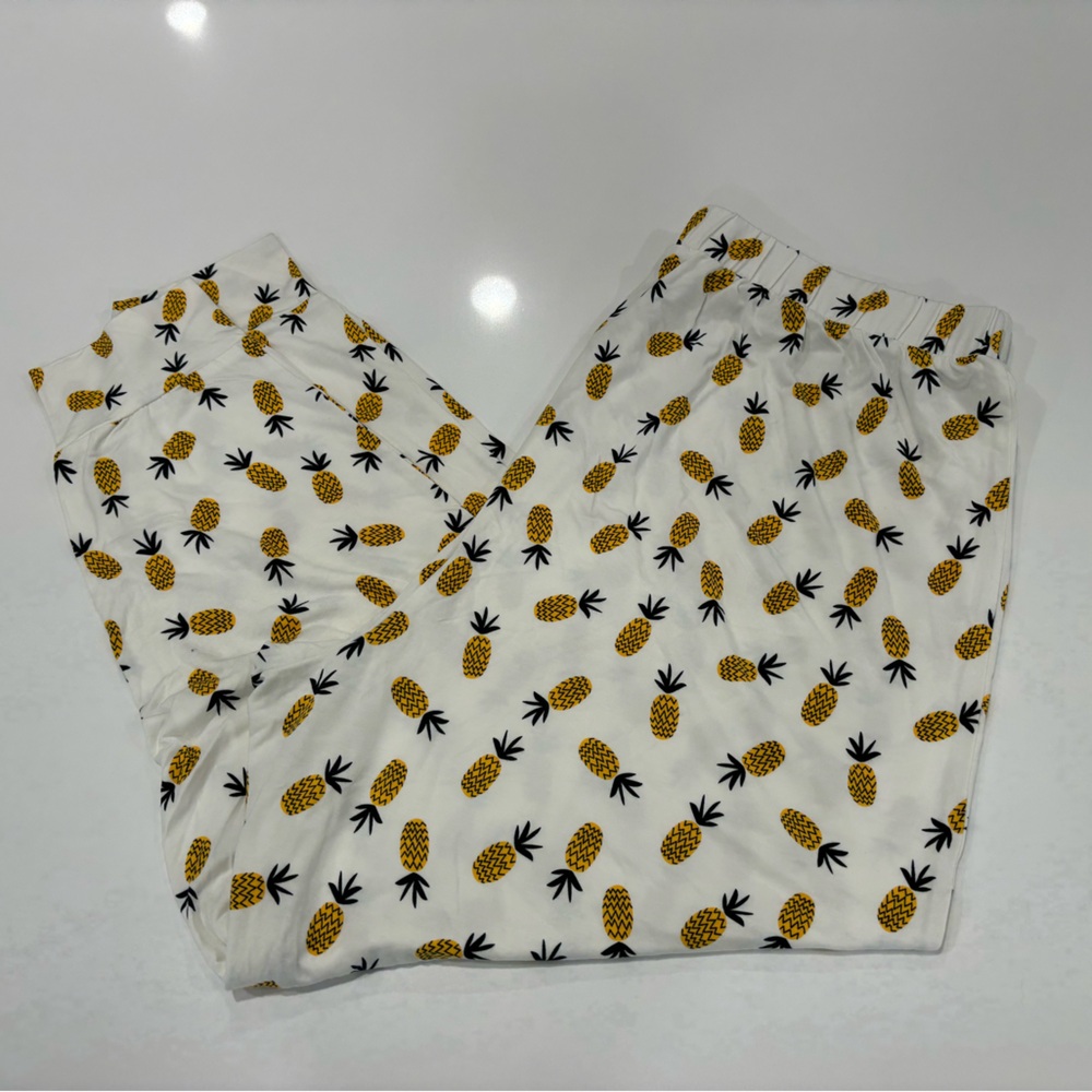 Old Navy pajama Mid-Rise Sunday Sleep Ultra-Soft Pajama Pants Pineapples Size L - Picture 7 of 10